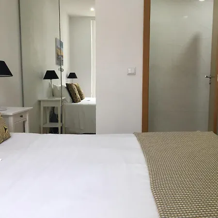 公寓 White 阿威罗